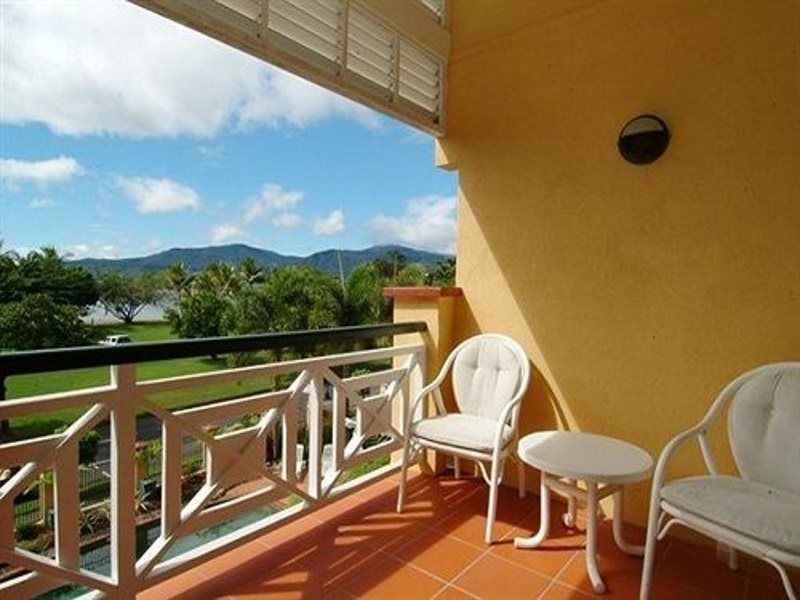 Waterfront Terraces Aparthotel Cairns Bagian luar foto